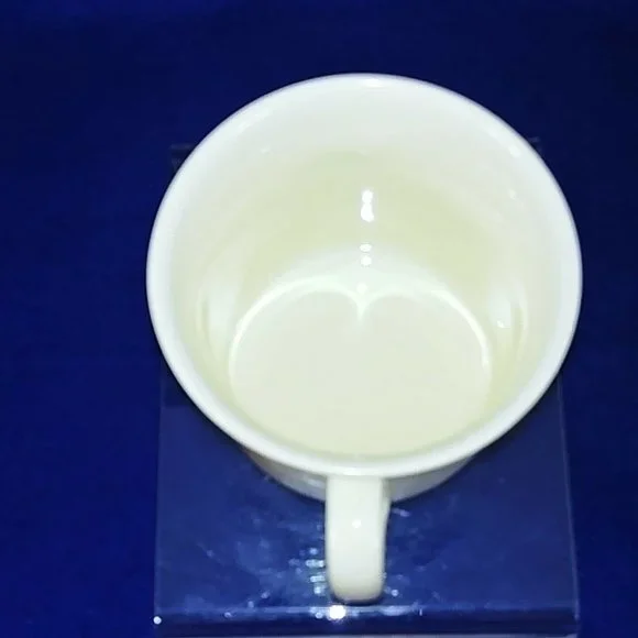 Royal Doulton Bunnykins Child's Mug "Doll's House" Pattern Coffee Tea Cup Vtg - Picture 4 of 4